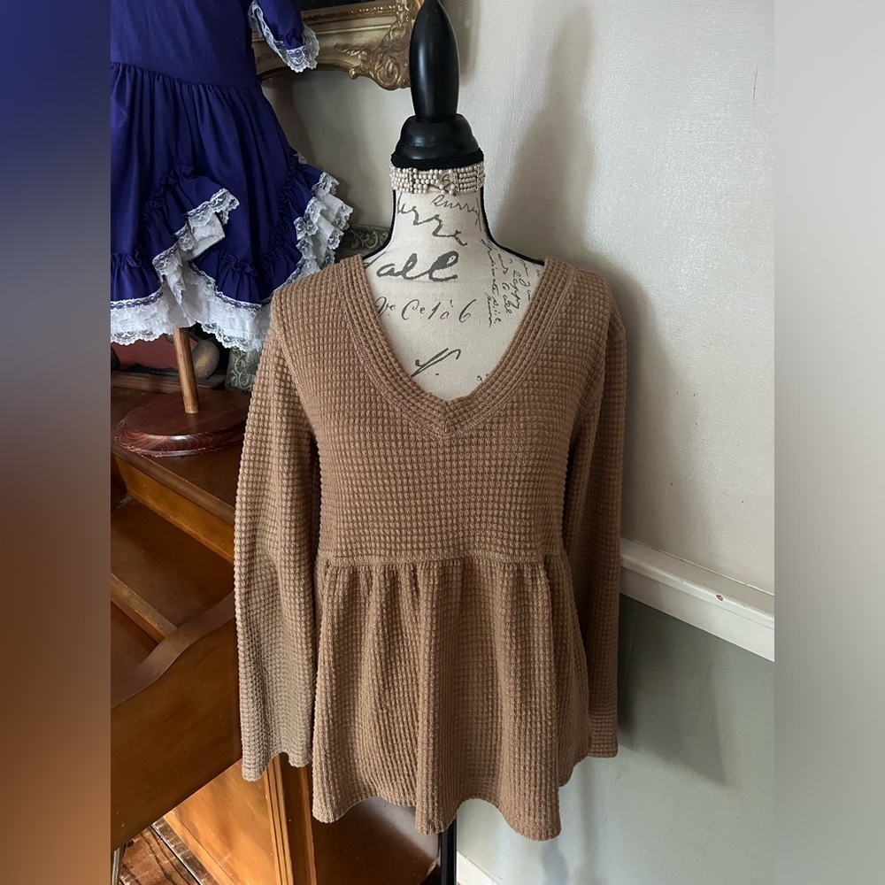 Pink Lily Sand Tiered Long Sleeve Blouse M
